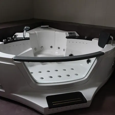 La Rose Des Bois Beaumont-le-Roger