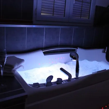 La Rose Des Bois Beaumont-le-Roger